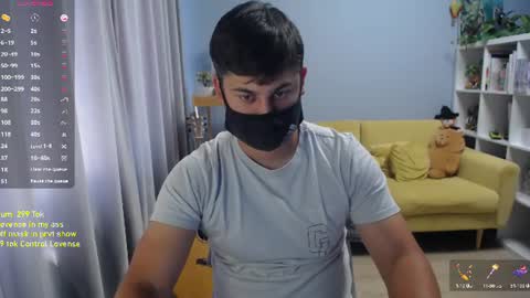 Snapshot of sexxxdickbig chatting on 07-19-26, 07:45 Tommy online show from 07-19-26, 07:45