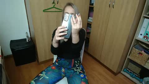 sexxxycrystali online show from 10-29-25, 08:16