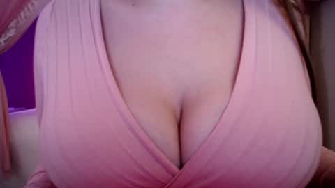 Snapshot of sexxxyprincess chatting on 01-24-25, 02:28 Princess online show from 01-24-25, 02:28