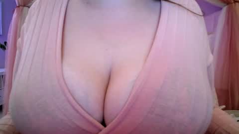 Snapshot of sexxxyprincess chatting on 06-11-26, 02:00 Princess online show from 06-11-26, 02:00