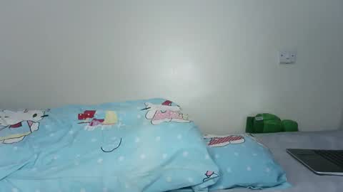 kisses online show from 04-14-26, 10:38