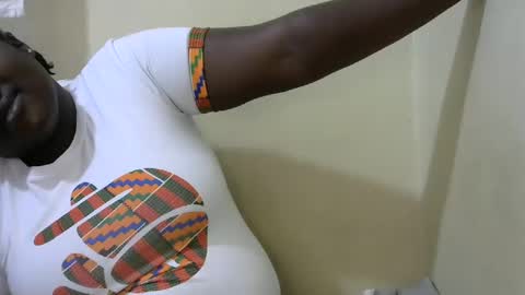 Snapshot of sexxy_bree chatting on 02-22-25, 09:37 sexxy_bree online show from 02-22-25, 09:37