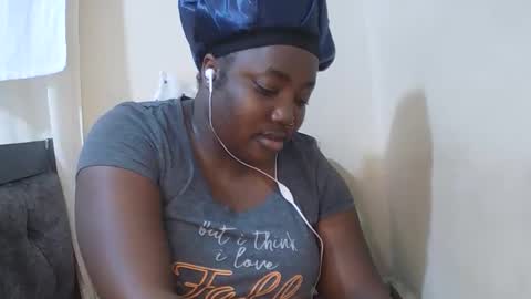 Snapshot of sexxy_bree chatting on 10-03-25, 08:50 sexxy_bree online show from 10-03-25, 08:50