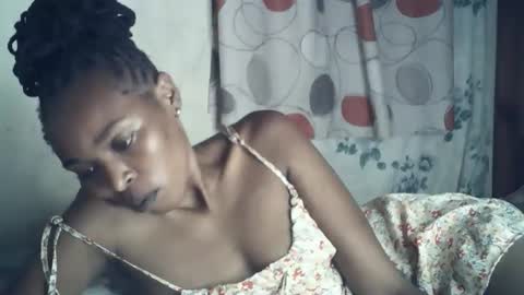 sexxy_curvy23 online show from 04-01-26, 06:27