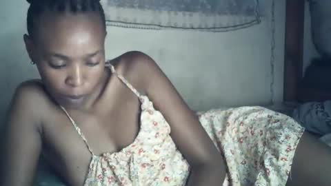 sexxy_curvy23 online show from 04-03-26, 03:59