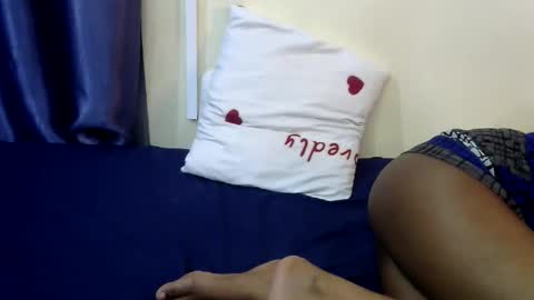 Snapshot of sexxy_divaa chatting on 01-11-26, 06:57 vicky online show from 01-11-26, 06:57