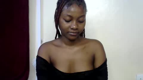 Snapshot of sexxy_divaa chatting on 02-06-26, 07:56 vicky online show from 02-06-26, 07:56