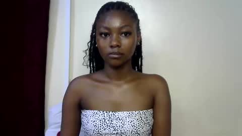 Snapshot of sexxy_divaa chatting on 03-10-26, 04:12 vicky online show from 03-10-26, 04:12