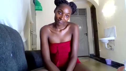 Snapshot of sexxy_liney chatting on 02-14-25, 02:39 sexxy_liney online show from 02-14-25, 02:39