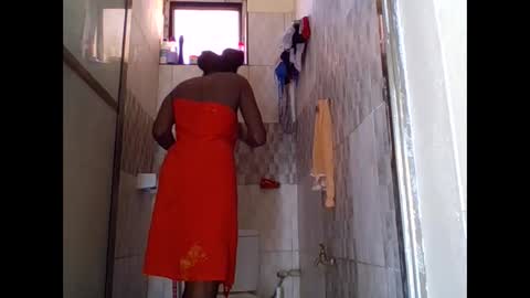 Snapshot of sexxy_liney chatting on 02-20-25, 02:35 sexxy_liney online show from 02-20-25, 02:35