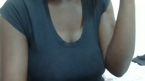 Snapshot of sexxy_maya1 chatting on 10-23-25, 08:24 sexxy_maya1 online show from 10-23-25, 08:24