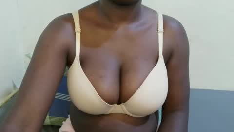 sexxy_maya1 online show from 03-21-26, 08:19