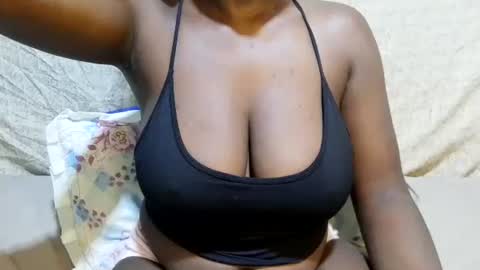 Snapshot of sexxy_maya1 chatting on 06-10-26, 08:41 sexxy_maya1 online show from 06-10-26, 08:41