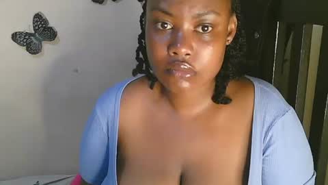 Snapshot of sexxy_mish chatting on 09-15-25, 02:11 sexxy_mish online show from 09-15-25, 02:11