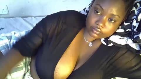 Snapshot of sexxy_mish chatting on 10-18-25, 07:31 sexxy_mish online show from 10-18-25, 07:31