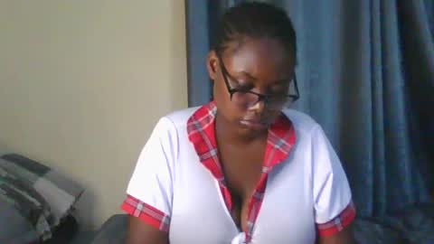 Snapshot of sexxy_mish chatting on 07-23-26, 05:05 sexxy_mish online show from 07-23-26, 05:05