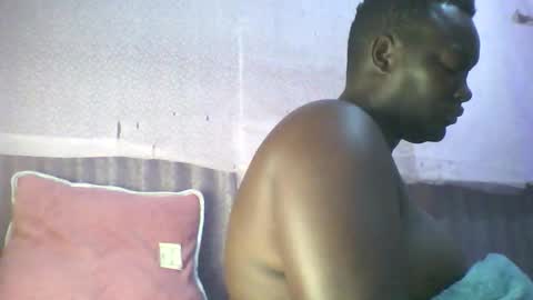 Snapshot of sexxychris123 chatting on 06-11-26, 02:53 24 online show from 06-11-26, 02:53