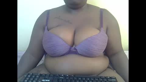 Snapshot of sexxydripy chatting on 02-20-26, 12:38 sly online show from 02-20-26, 12:38