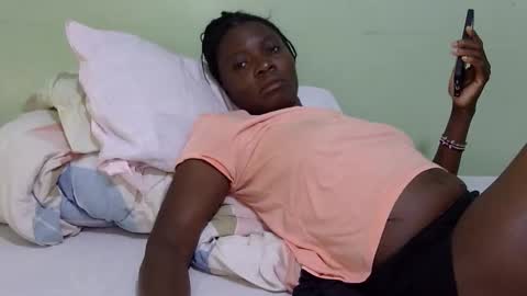 Snapshot of sexxymelanin73 chatting on 11-01-25, 07:49 Sexy Boobs online show from 11-01-25, 07:49