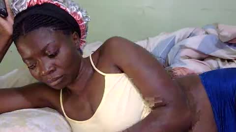 Snapshot of sexxymelanin73 chatting on 11-09-25, 02:10 Sexy Boobs online show from 11-09-25, 02:10