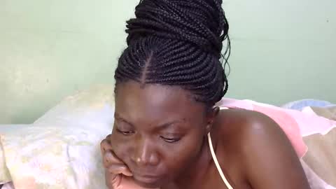 Snapshot of sexxymelanin73 chatting on 11-11-25, 08:09 Sexy Boobs online show from 11-11-25, 08:09