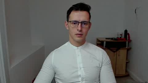 Snapshot of sexxymuscles4u chatting on 01-08-25, 10:15 Sexxymuscles4U online show from 01-08-25, 10:15