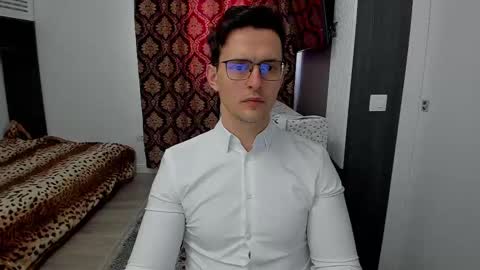 Snapshot of sexxymuscles4u chatting on 03-12-25, 08:08 Sexxymuscles4U online show from 03-12-25, 08:08