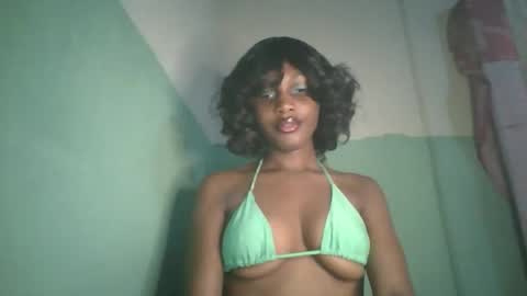 Snapshot of sexy41646 chatting on 01-12-26, 09:03 sexy41646 online show from 01-12-26, 09:03