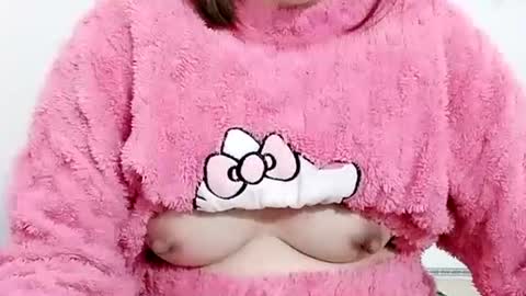 Snapshot of sexy8685 chatting on 02-06-26, 02:38 sexy8685 online show from 02-06-26, 02:38