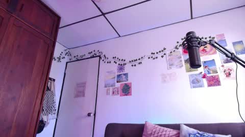 Snapshot of sexy__emma chatting on 10-30-25, 06:30 sexy__emma online show from 10-30-25, 06:30