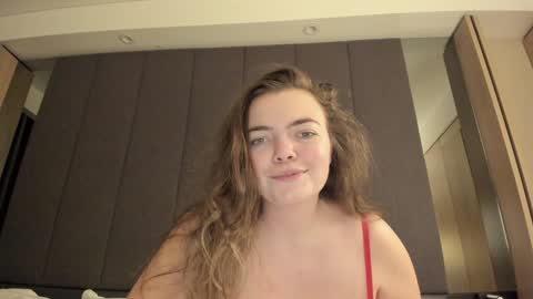 Snapshot of sexy__lizzy__ chatting on 12-18-24, 01:05 Hello dear. I will be glad to meet you. see you soon. online show from 12-18-24, 01:05