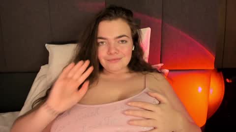 Snapshot of sexy__lizzy__ chatting on 01-10-25, 09:53 Hello dear. I will be glad to meet you. see you soon. online show from 01-10-25, 09:53