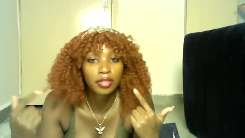Snapshot of sexy_africana05 chatting on 06-15-26, 10:12 sexy_africana05 online show from 06-15-26, 10:12