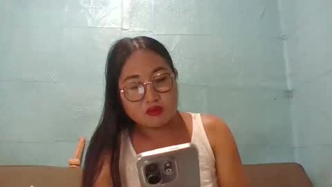 Snapshot of sexy_akira50 chatting on 10-21-25, 06:41 Akira online show from 10-21-25, 06:41