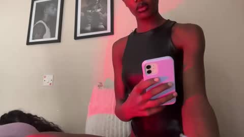 Snapshot of sexy_aluna chatting on 09-27-25, 10:59 sexy_aluna online show from 09-27-25, 10:59