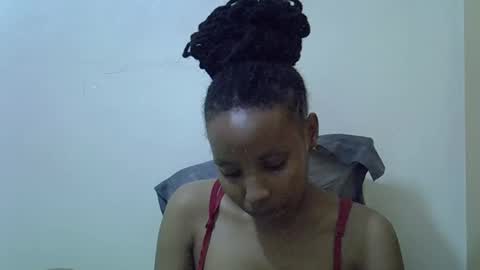 Snapshot of sexy_ann1 chatting on 05-17-26, 01:47 Nyagah online show from 05-17-26, 01:47