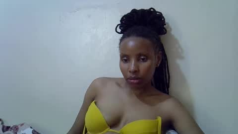 Snapshot of sexy_ann1 chatting on 05-25-26, 01:50 Nyagah online show from 05-25-26, 01:50
