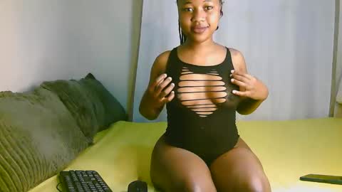 Ariana online show from 10-15-25, 10:37