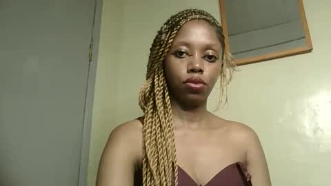 sexy_banny4 online show from 04-18-26, 07:51