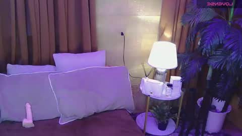 Snapshot of sexy_blairxx chatting on 03-08-25, 07:49 blair online show from 03-08-25, 07:49