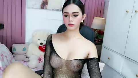 Snapshot of sexy_blairxx chatting on 06-29-26, 01:01 blair online show from 06-29-26, 01:01