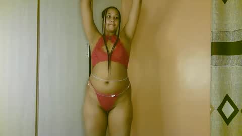 Snapshot of sexy_bluegirl chatting on 09-15-25, 03:28 sexy_bluegirl online show from 09-15-25, 03:28