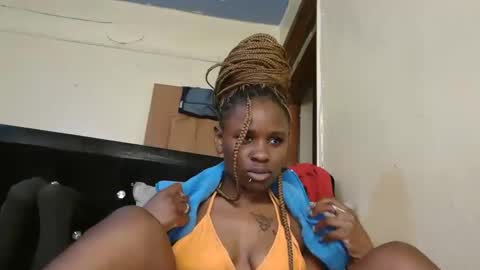 Snapshot of sexy_bree25 chatting on 09-19-25, 07:36 bree online show from 09-19-25, 07:36