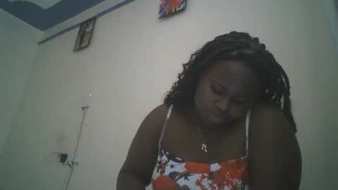 Snapshot of sexy_corn chatting on 12-02-25, 12:32 Connie online show from 12-02-25, 12:32