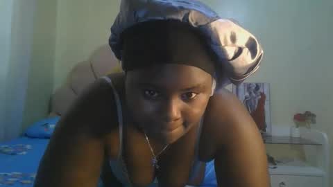 Snapshot of sexy_corn chatting on 04-16-26, 06:47 Connie online show from 04-16-26, 06:47