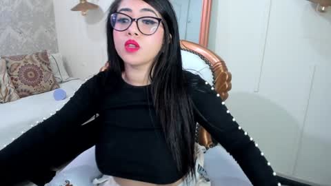  C R I S T A L  online show from 01-22-25, 07:35