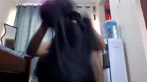 sexy_dianaa online show from 04-18-26, 10:08