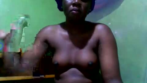 Snapshot of sexy_divah23 chatting on 02-12-26, 07:14 sexy_divah23 online show from 02-12-26, 07:14