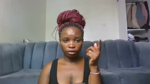 Snapshot of sexy_ebony_princess chatting on 12-15-25, 10:19 Trina online show from 12-15-25, 10:19