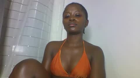 Snapshot of sexy_ebonyangel chatting on 03-18-26, 07:17 Mira online show from 03-18-26, 07:17